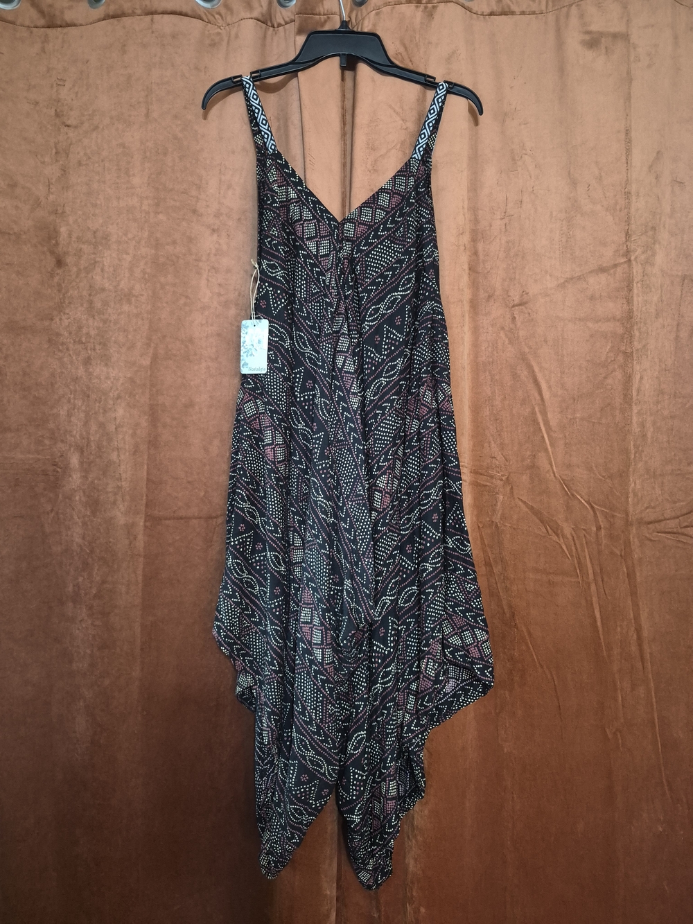 NWT Nostalgia Wide Leg Jumpsuit With Pockets